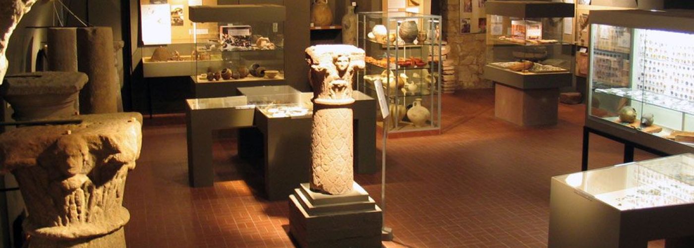 Musée Archéologique  (Image 1)>