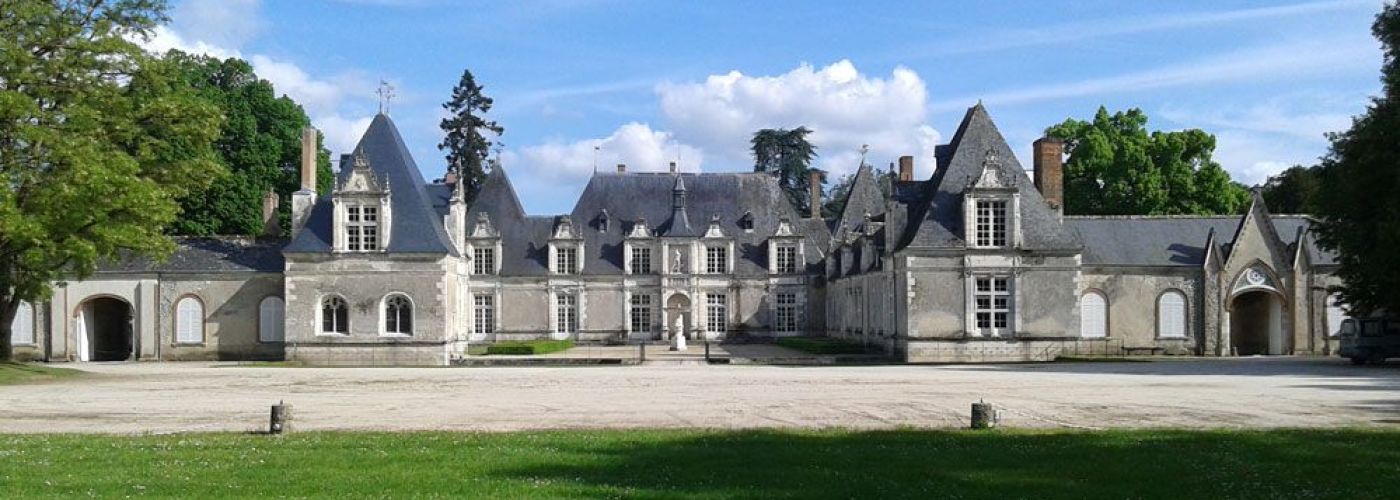 Musée du Mariage, des Voitures Hippomobiles et Voitures d'Enfants  (Image 1)>