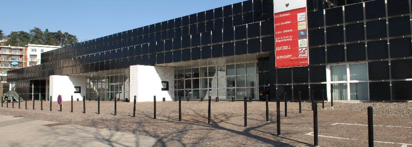 Musée d'Art Moderne et Contemporain  (Image 1)>