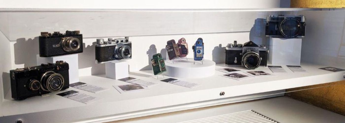 99 Cameras Museum X Studio Harcourt  (Image 1)>