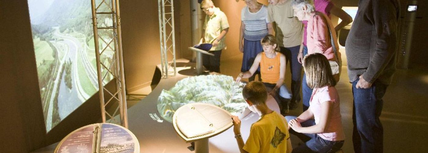 Espace Alu  (Image 1)>