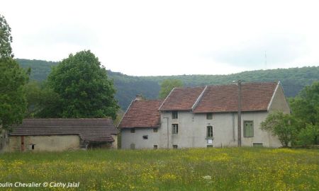 Moulin Chevalier, Messanges