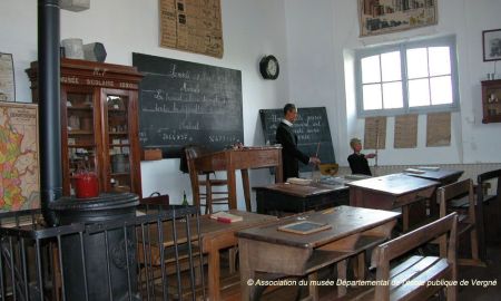 Musée Départemental de l'École Publique, Vergné