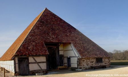 La Grange Pyramidale de Vailly-sur-Sauldre, Vailly-sur-Sauldre