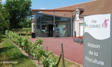 Maison de la Polyculture, Ormes