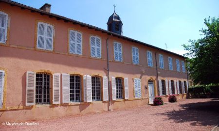 Musée Hospitalier et Musée de la Soierie, Charlieu