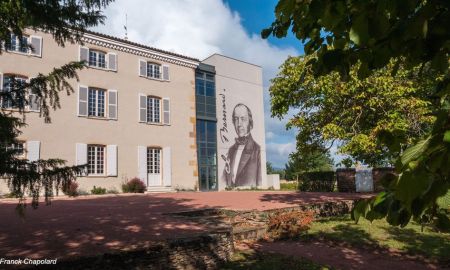 Musée Claude-Bernard, Saint-Julien-en-Beaujolais