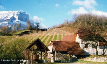 Moulin à Papier de la Tourne, Les Marches